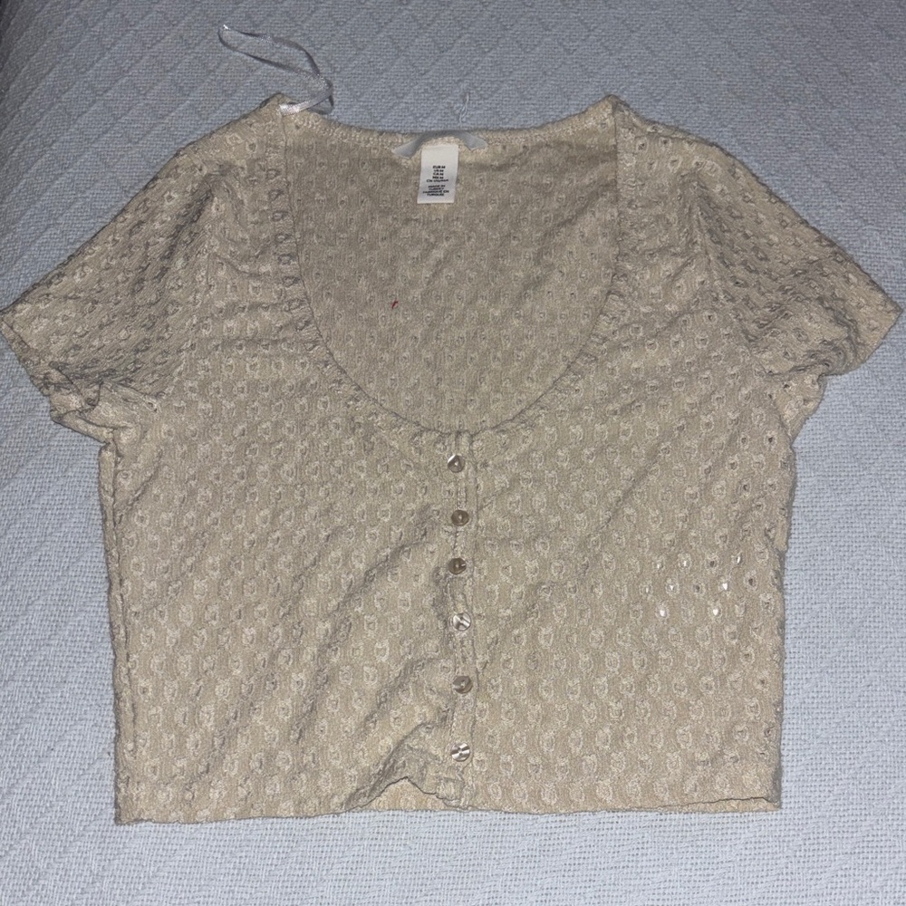 H&M Cream Lace Button-Up Crop Top